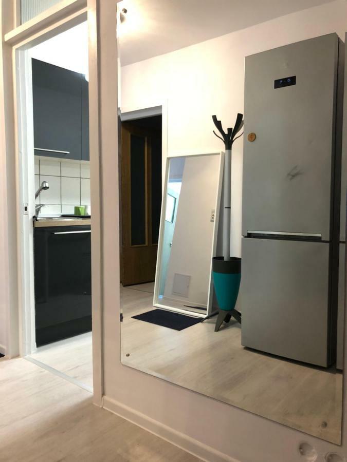Green Apartment 59 Bukarest Exteriör bild
